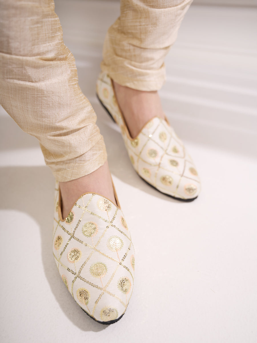 Buy Men's Cream Sequin Ethnic Slip On Juttis and Mojaris Online - Main Image