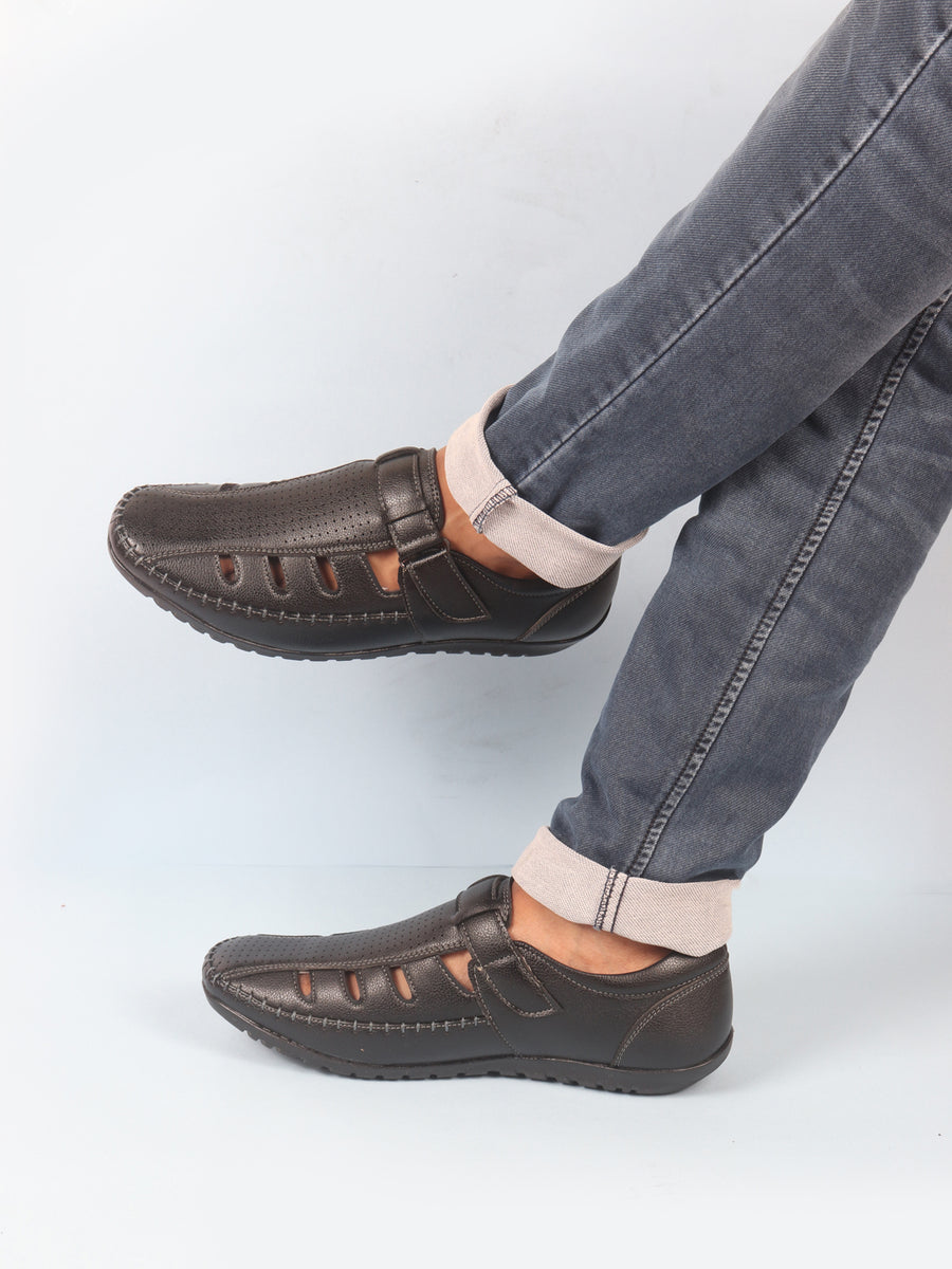 Shop Men's Black Laser Cut Shoe Style Roman Sandal Online