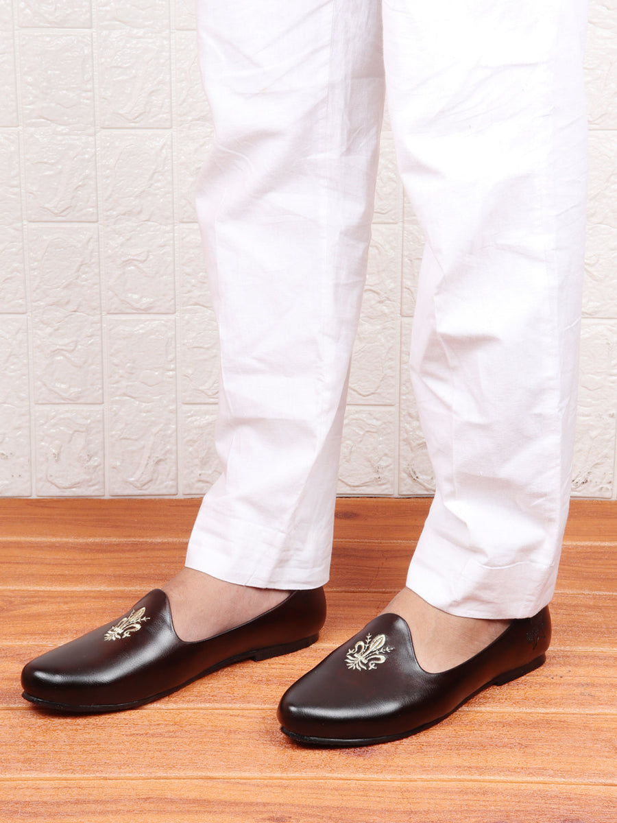 Sabyasachi mens shoes online hotsell