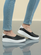 womens walking shoes