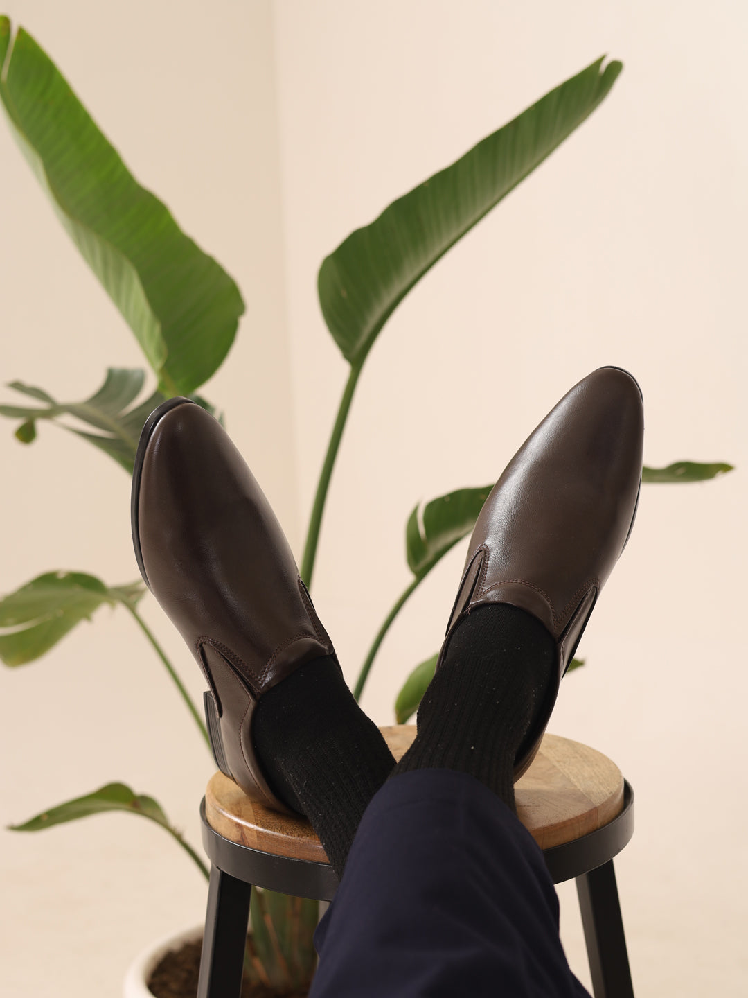 men brown formal office meeting slip on shoes