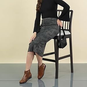 Women Black High Ankle Broad Feet Side Zipper Closure Casual Buckle Boots