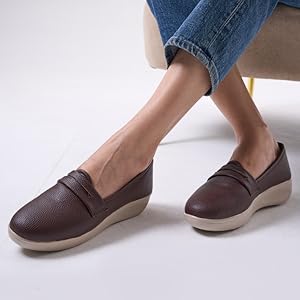 Women Peach Textured Slip On Casual Shoes Flatform Heel Height Enhancer|All Day Comfort|Daily Wear Shoes