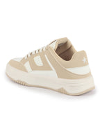 sneakers for woman