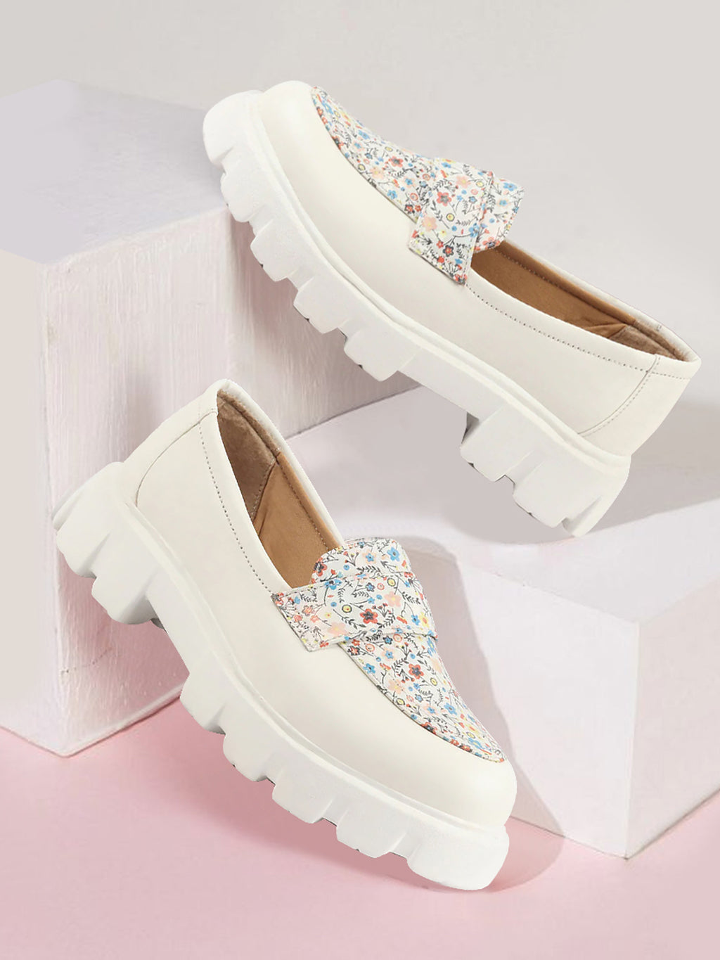 Shop Women White Stiched Floral Print Classic Weekend Party Slip On Casual Shoes Online.