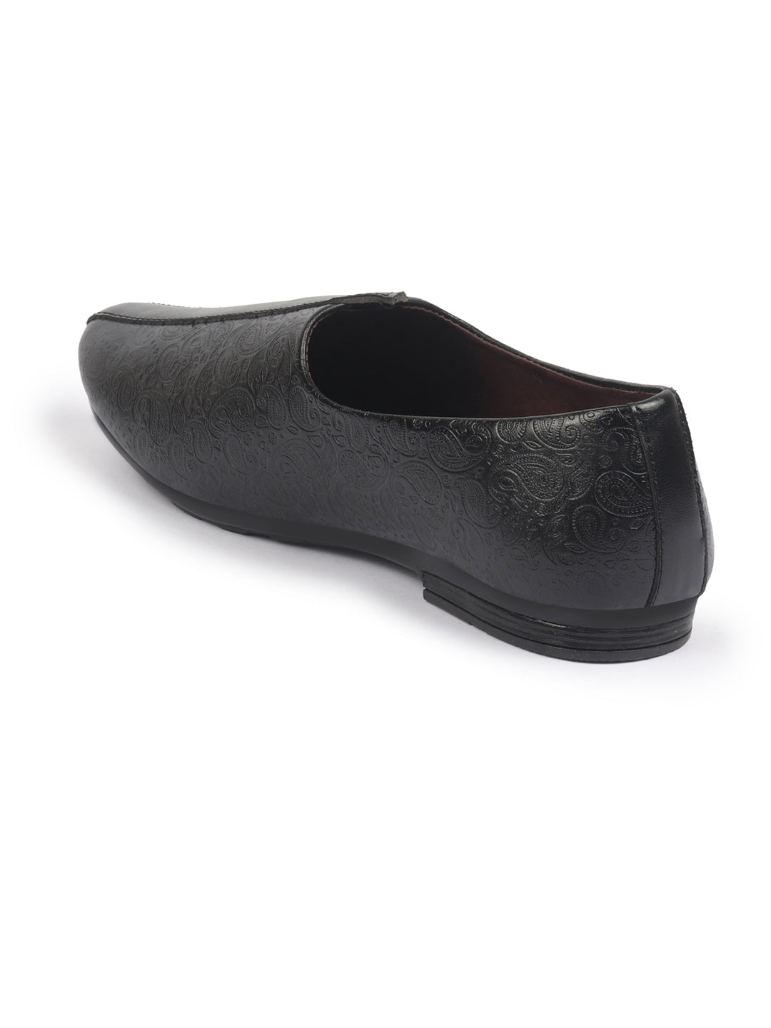 Shop Basics Men Black Textured Floral Prints Slip On Ethnic Juttis and Mojaris Online.