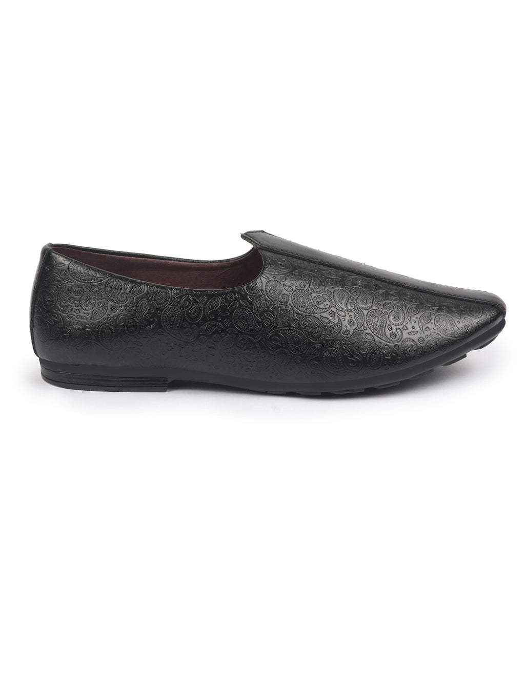Shop Basics Men Black Textured Floral Prints Slip On Ethnic Juttis and Mojaris Online.