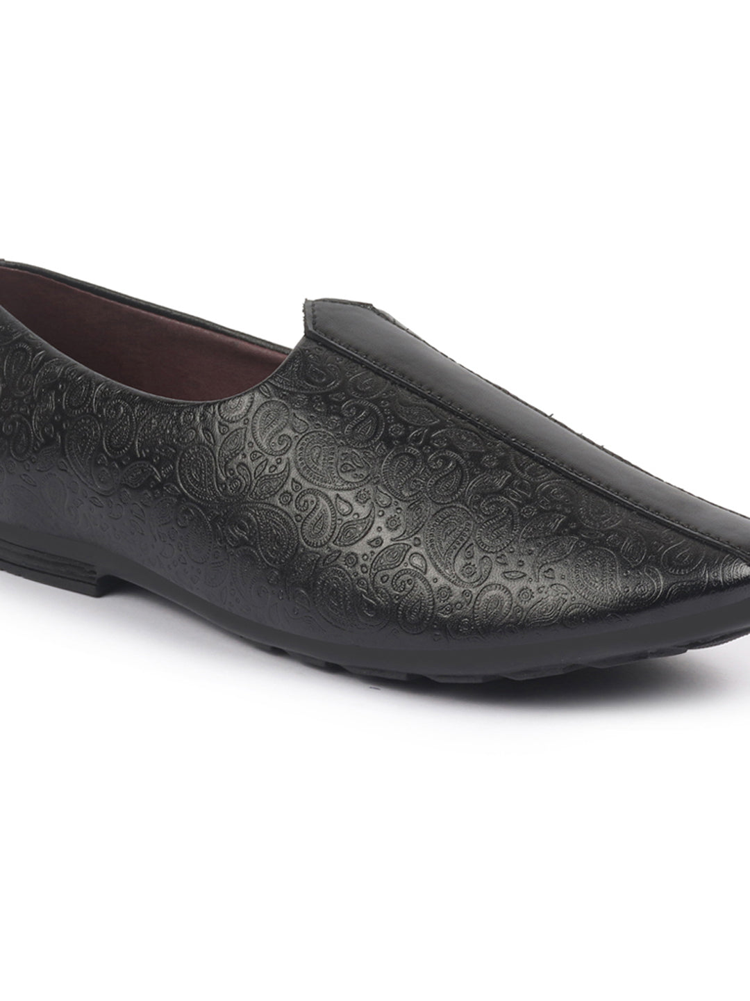 Shop Basics Men Black Textured Floral Prints Slip On Ethnic Juttis and Mojaris Online.