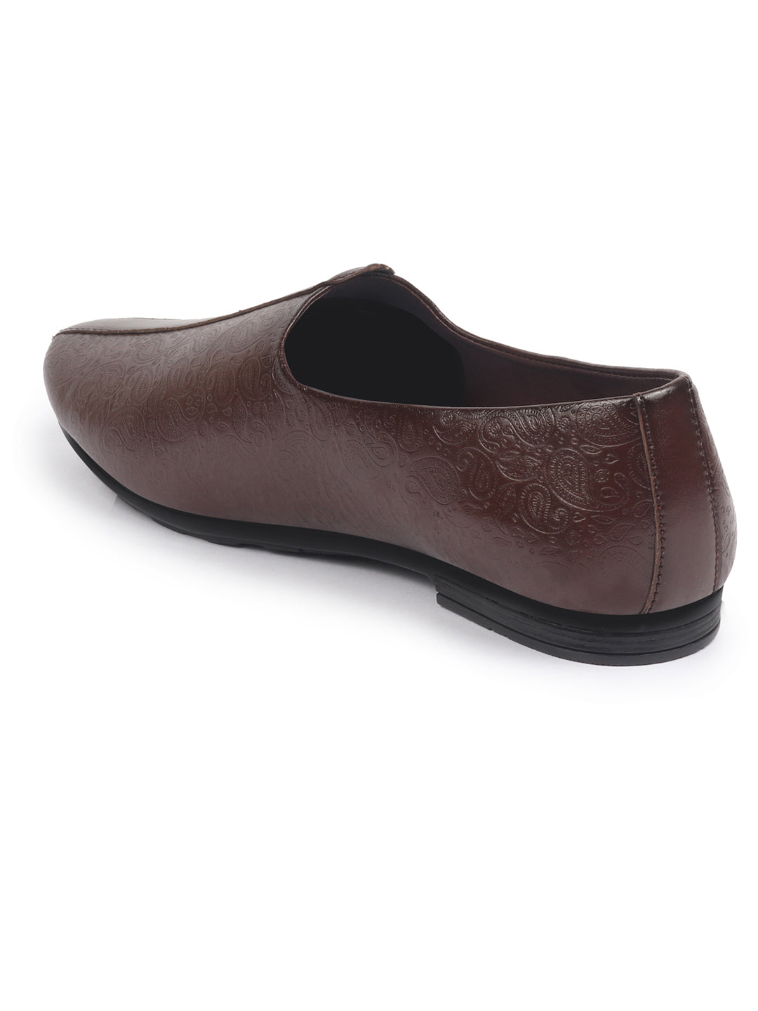 Shop Basics Men Brown Textured Floral Prints Slip On Ethnic Juttis and Mojaris Online.