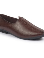 Shop Basics Men Brown Textured Floral Prints Slip On Ethnic Juttis and Mojaris Online.