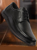 Shop Men Black Genuine Leather Textured Formal Lace Up Flat Heel Shoes For Office|Work|Broad Feet Formal Shoes Online.