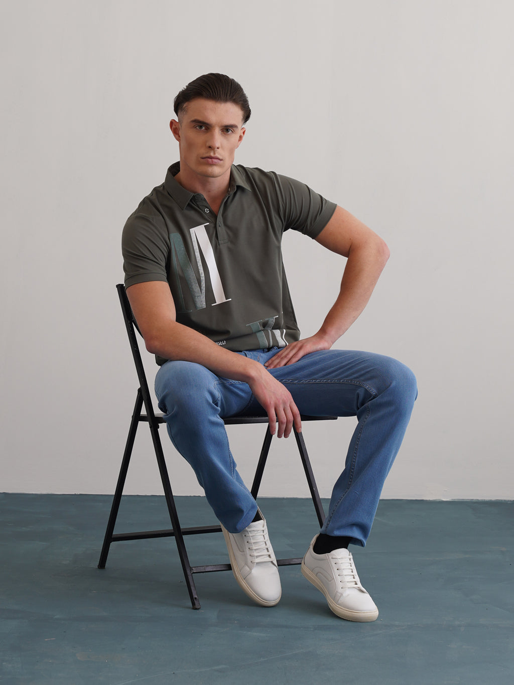 Shop Men White Modern Classic Trending Outdoor Casual Fashion Outfit Sneakers Shoes Online.