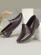 Shop Men Brown Glossy Shine Textured Design Wedding Festive Ethnic Slip On Jutis and Mojaris Online.