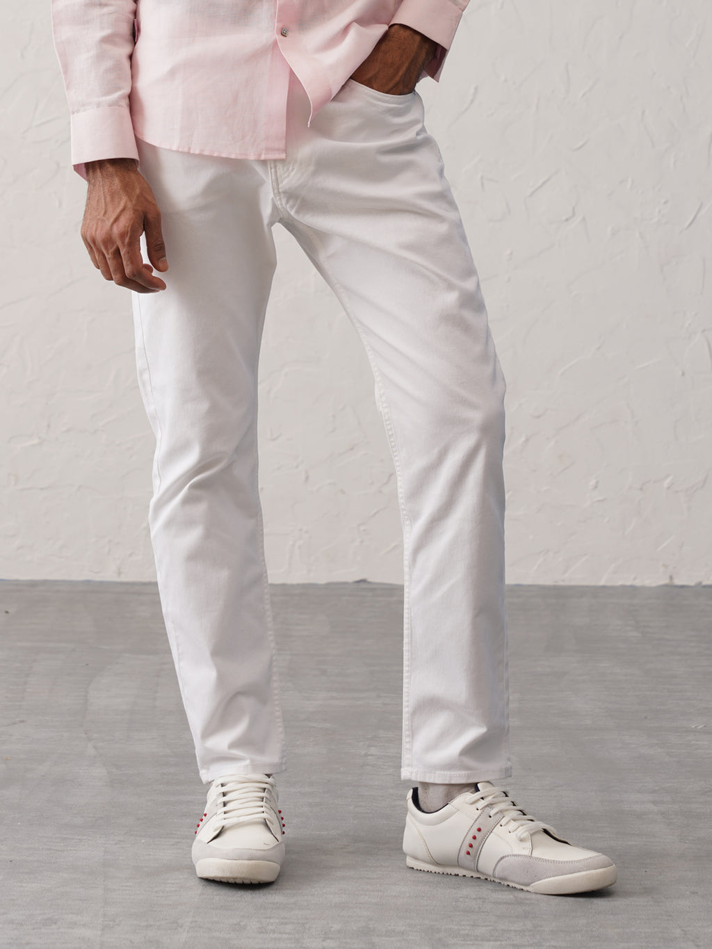 Shop Men White Classic Super Light Upper Soft Suede Leather Strap Lace Up Sneakers Shoes Online.