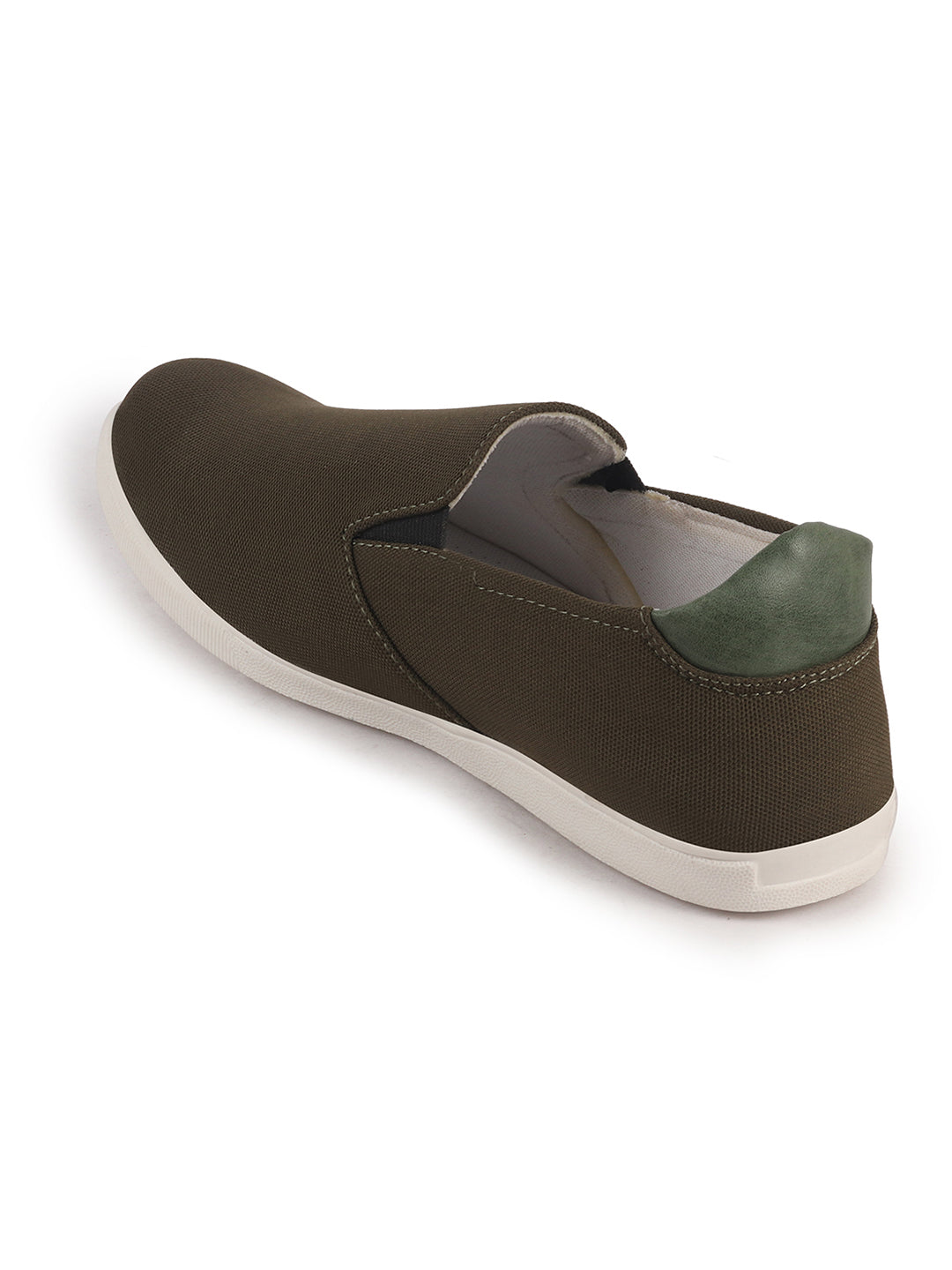 lightweight walking shoes
