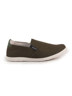 pull on casual shoes