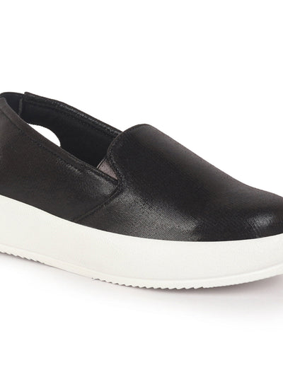 women sneakers
