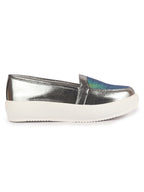 sneakers for woman