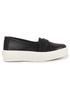 sneakers for woman