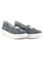 slip on shoes women