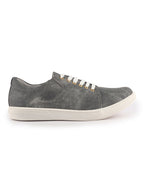 casual shoes