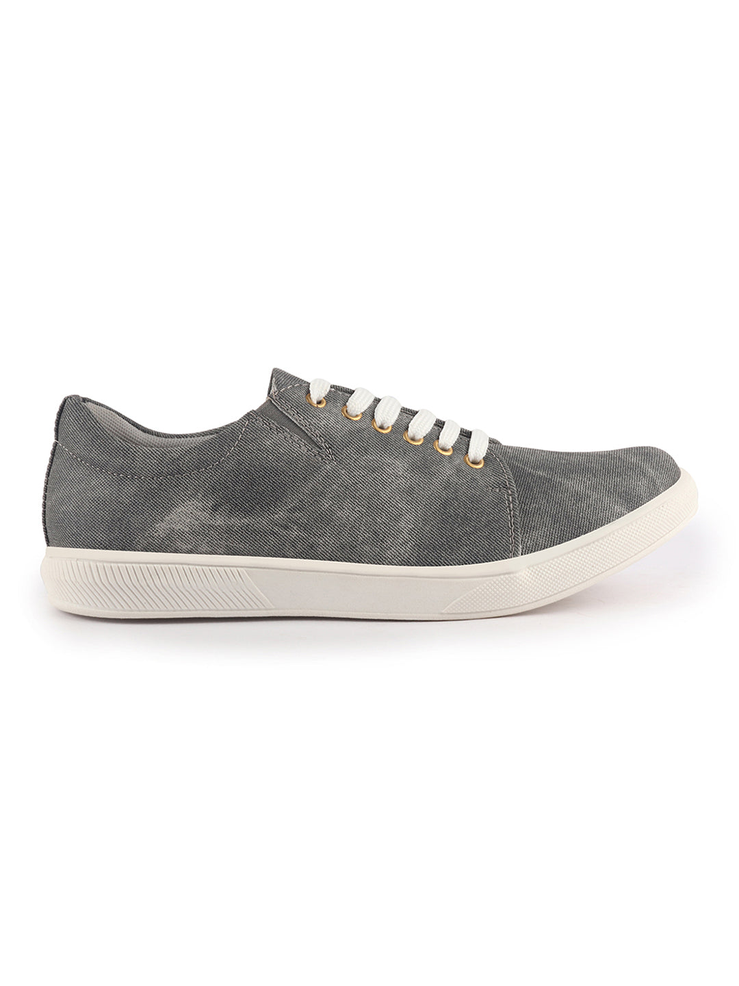 casual shoes