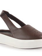 casual outdoor shoes