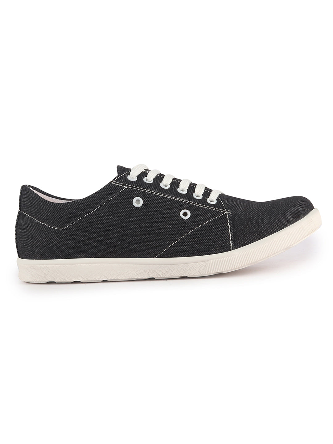 canvas sneaker