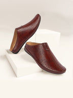 Shop Men Maroon Ethnic Wedding Party Back Open Slip On Juttis and Mojaris Online.