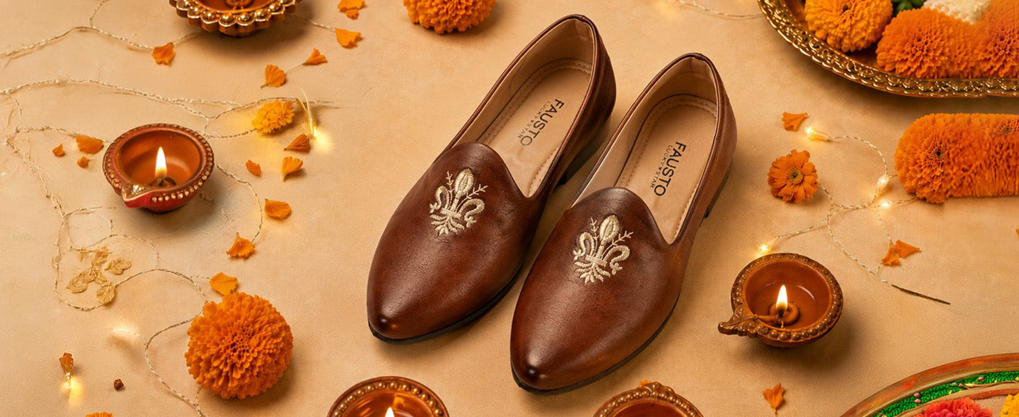 Men White Wedding Ethnic Party Embroidery Design Slip On Juttis and Mojaris