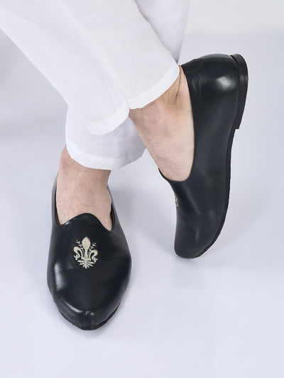 men blue wedding ethnic party embroidery design slip on juttis and mojaris