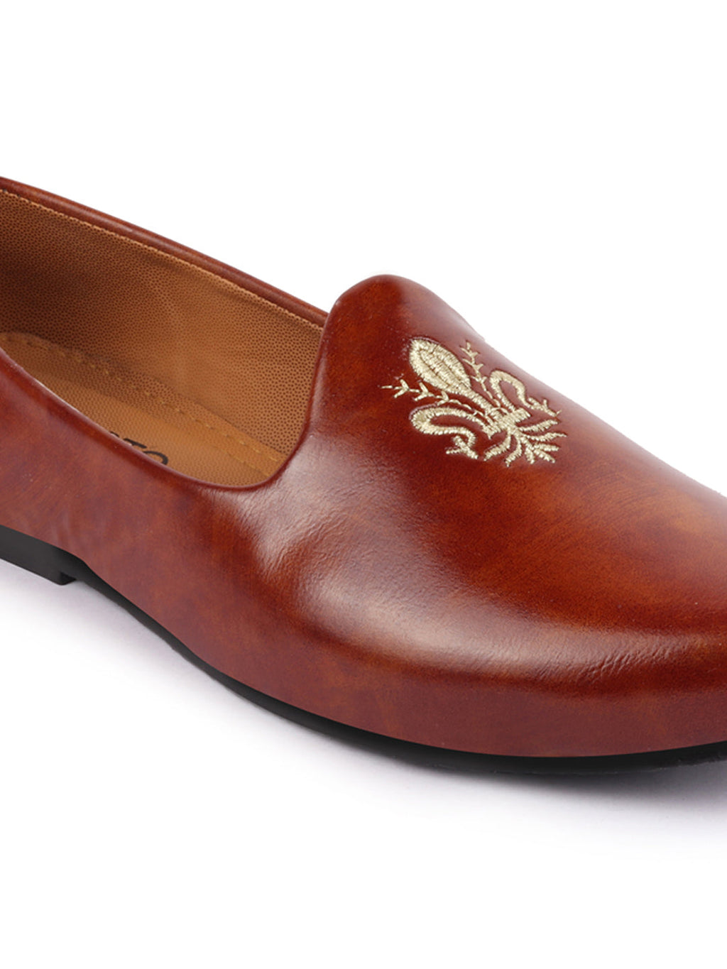 Men Tan Wedding Ethnic Party Embroidery Design Slip On Juttis and Mojaris