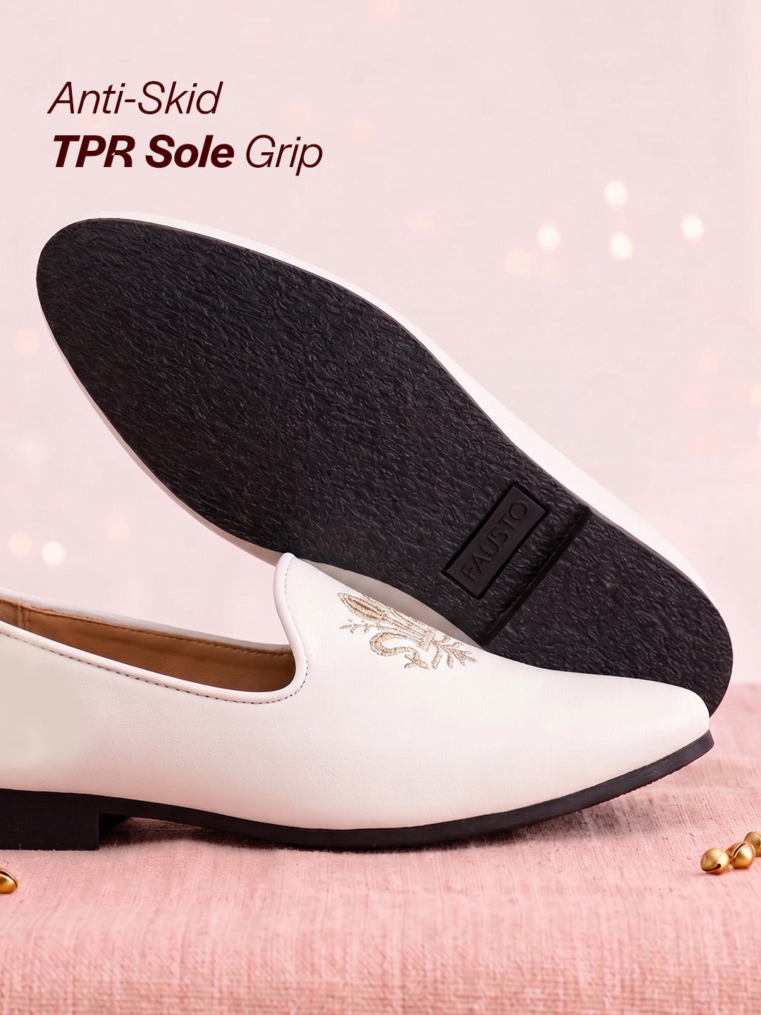 men white wedding ethnic party embroidery design slip on juttis and mojaris