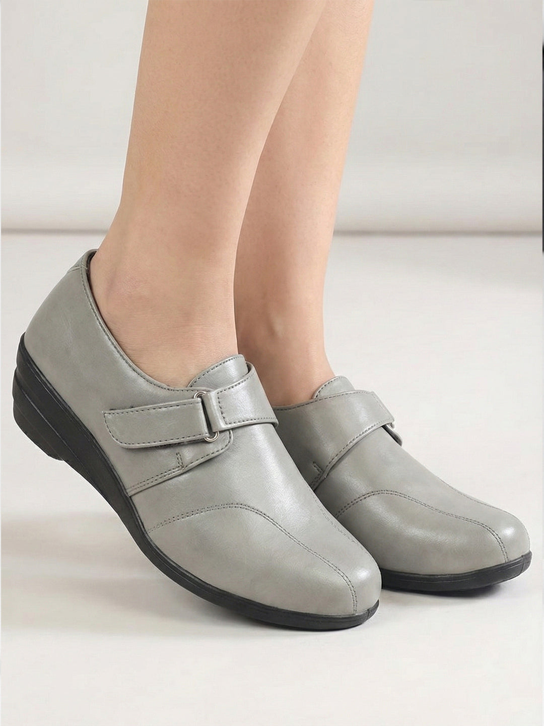 women shoes for walking