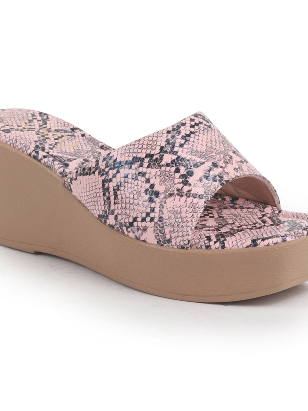 Women Peach Textured Print Platform Slip On Sandal With Cushioned Footbed|Height Enhancer Sandal For Broad Feet|Festive|Wedding