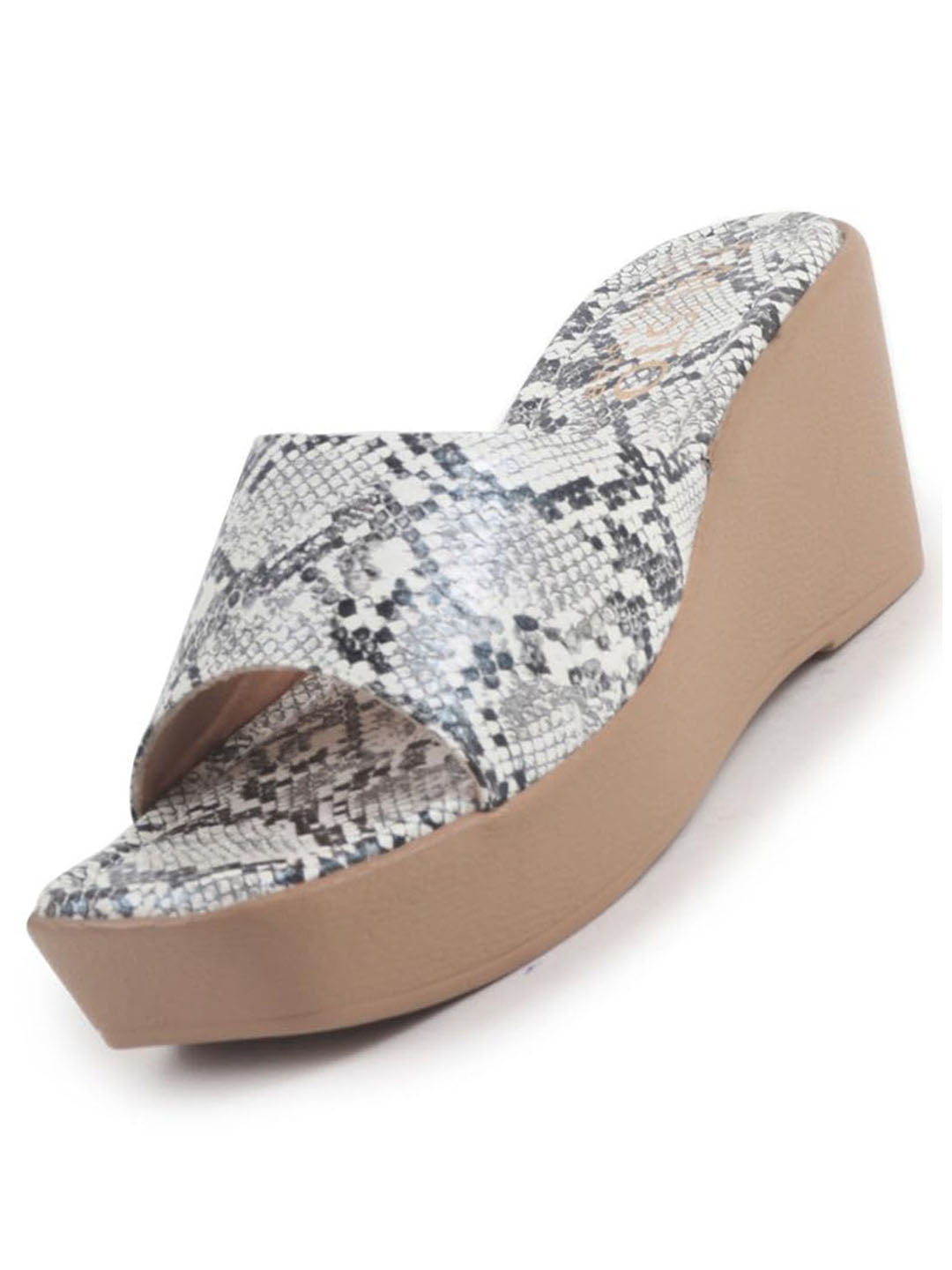 Women White Textured Print Platform Slip On Sandal With Cushioned Footbed|Height Enhancer Sandal For Broad Feet|Festive|Wedding