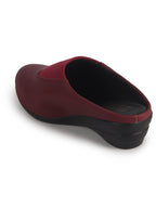closed toe slip on mules women