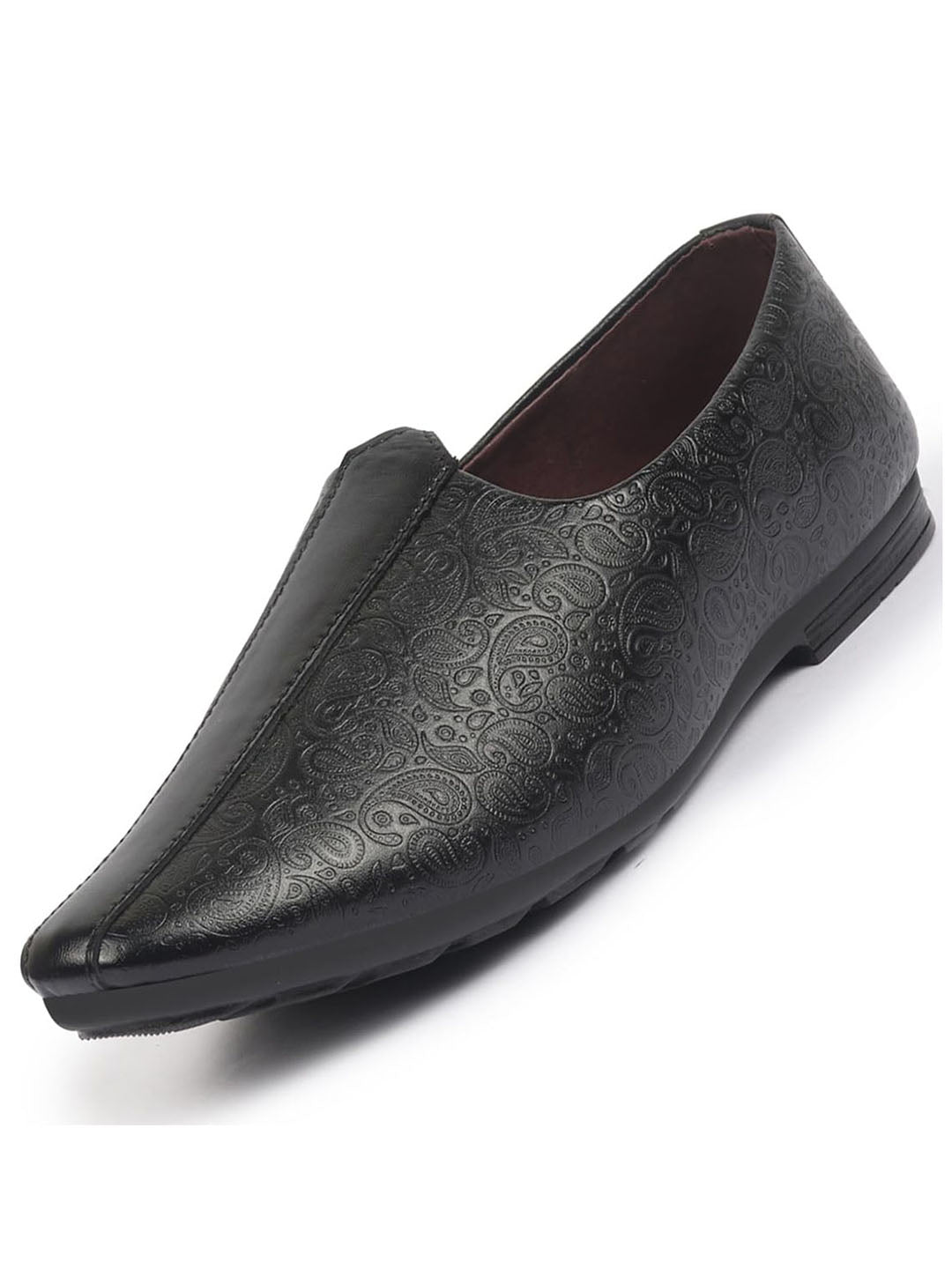 Shop Basics Men Black Textured Floral Prints Slip On Ethnic Juttis and Mojaris Online.