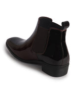 chisel toe