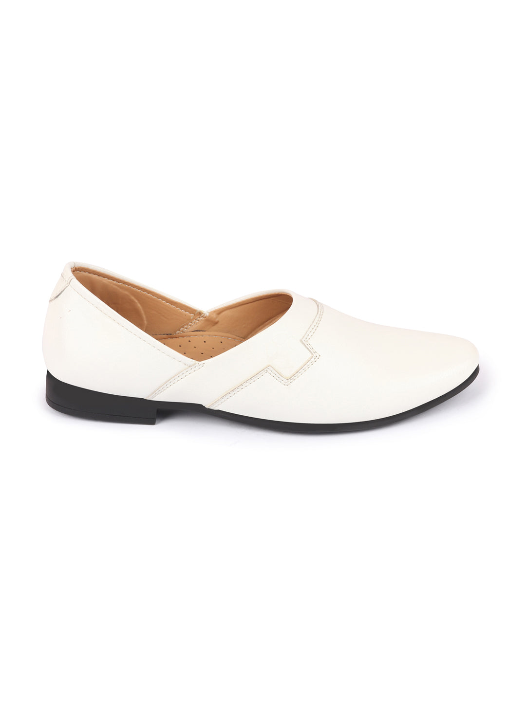 Shop Men White Wedding Party Evening Ethnic Colorblocked Slip On Juttis and Mojaris Online.