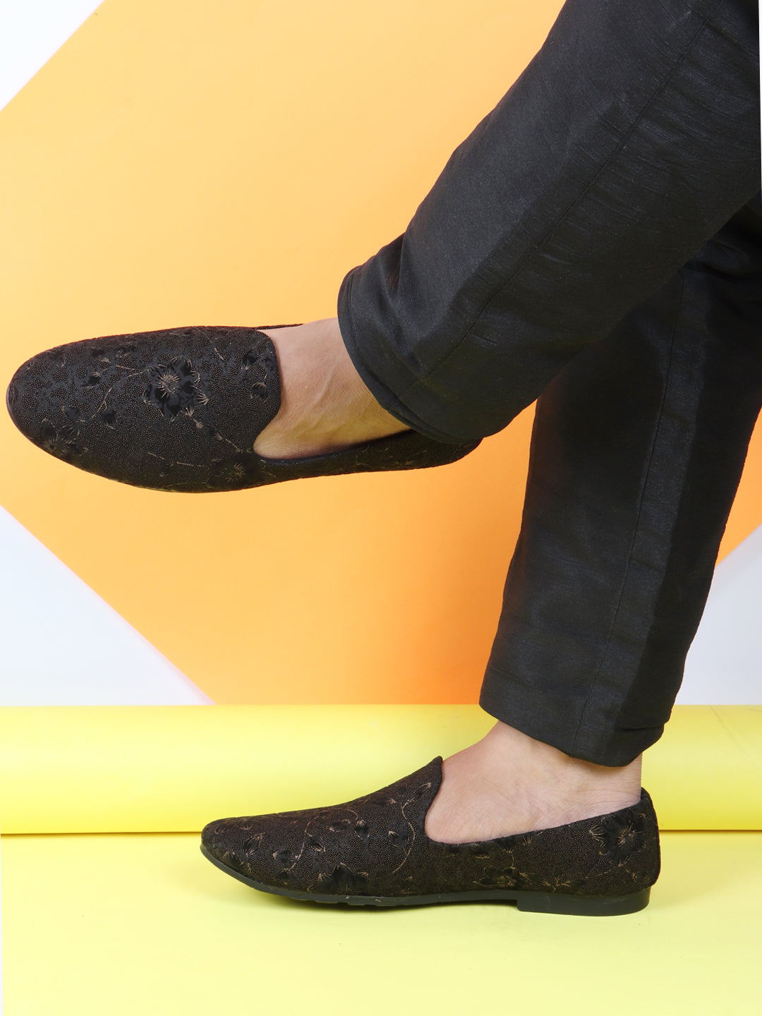 Shop Men Black Floral Print Embellish Design Ethnic Wedding Party Pom Slip on Shoes Online.
