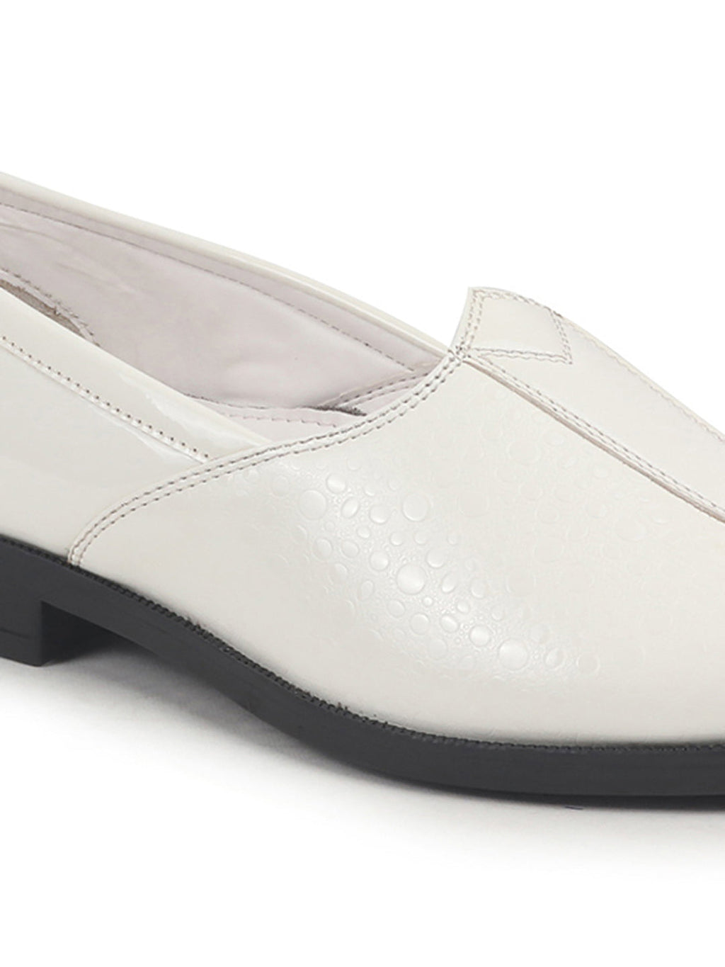 Shop Men White Party Ethnic Patent Textured Print Slip On Juttis and Mojaris|Wedding Slip On Shoes|Evening Comfort Insole Mojaris Online.