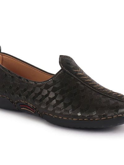 Men Brown Textured Print Ethnic Slip On Juttis and Mojaris for Wedding|Festive Slip-On|Traditional Sherwani Shoes