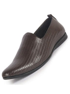 Men Brown Textured Ethnic Round Toe Juttis and Mojaris for Wedding|Festive Slip-On For Kurtas|Traditional Sherwani Shoes
