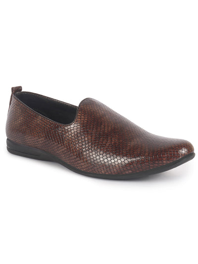 Men Brown Textured Ethnic Round Toe Juttis and Mojaris for Wedding|Party Slip-On|Traditional Kurtas Shoes|Festive Shoes