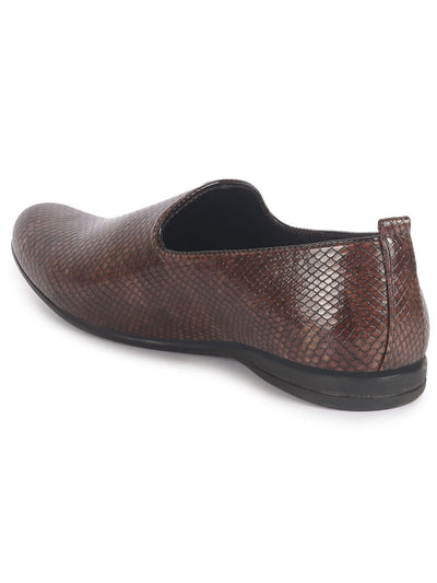 Men Brown Textured Ethnic Round Toe Juttis and Mojaris for Wedding|Party Slip-On|Traditional Kurtas Shoes|Festive Shoes