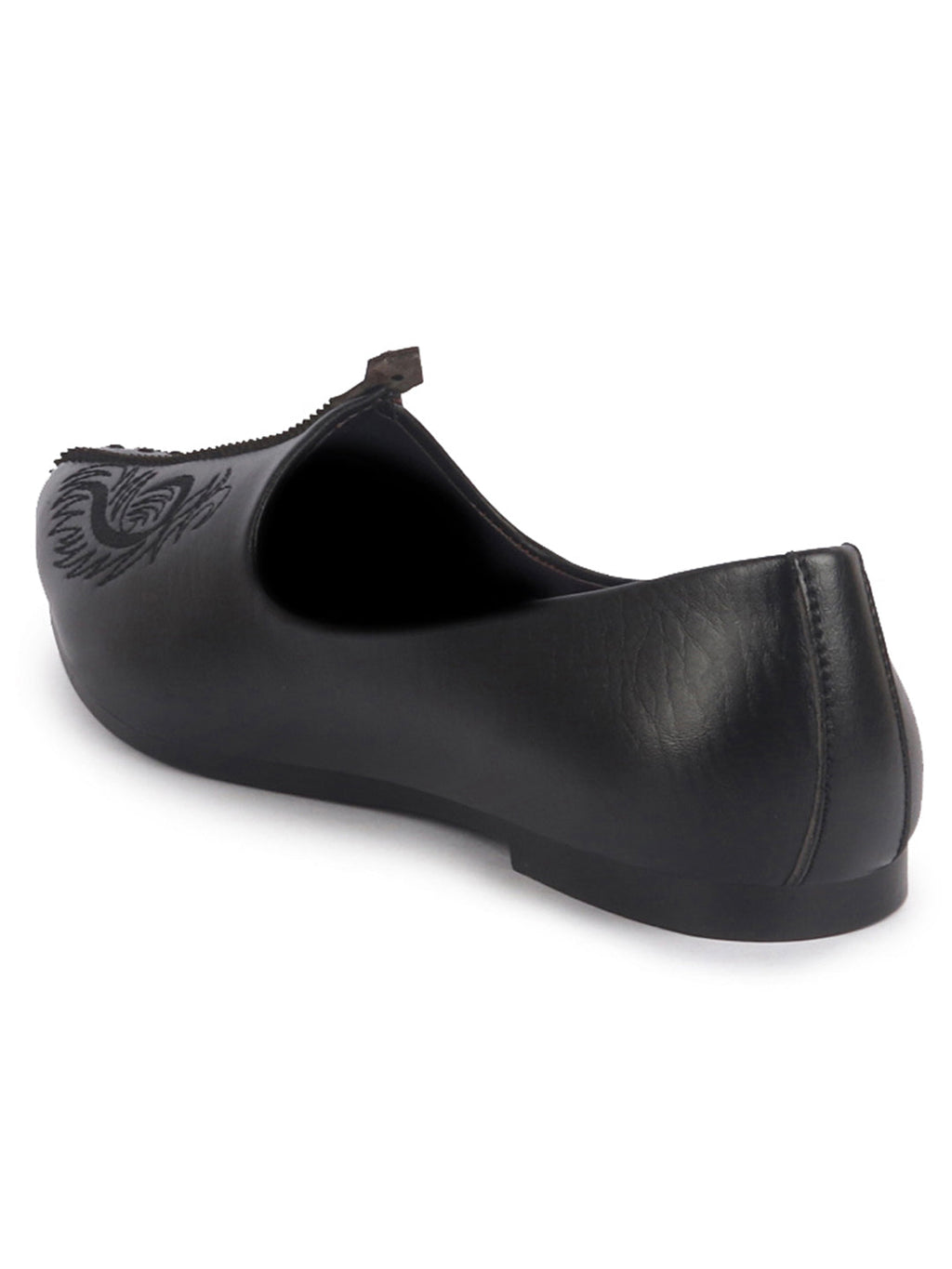traditional shoes for men