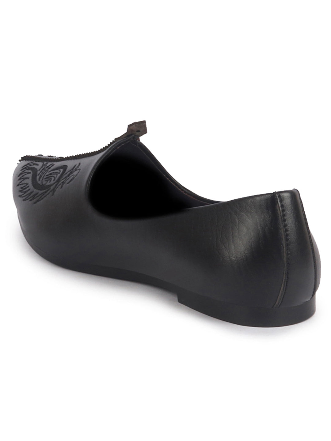 traditional shoes for men