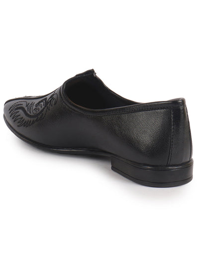 traditional shoes for men