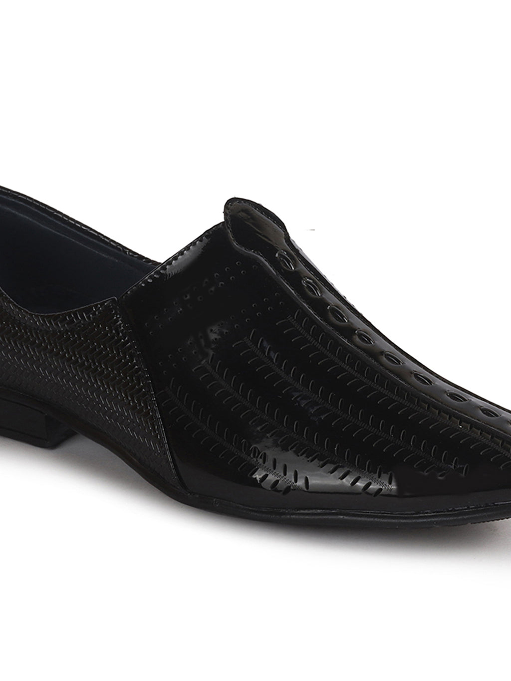 Men Black Textured Ethnic Round Toe Juttis and Mojaris for Wedding|Party Slip-On|Traditional Kurtas Shoes|Festive Shoes